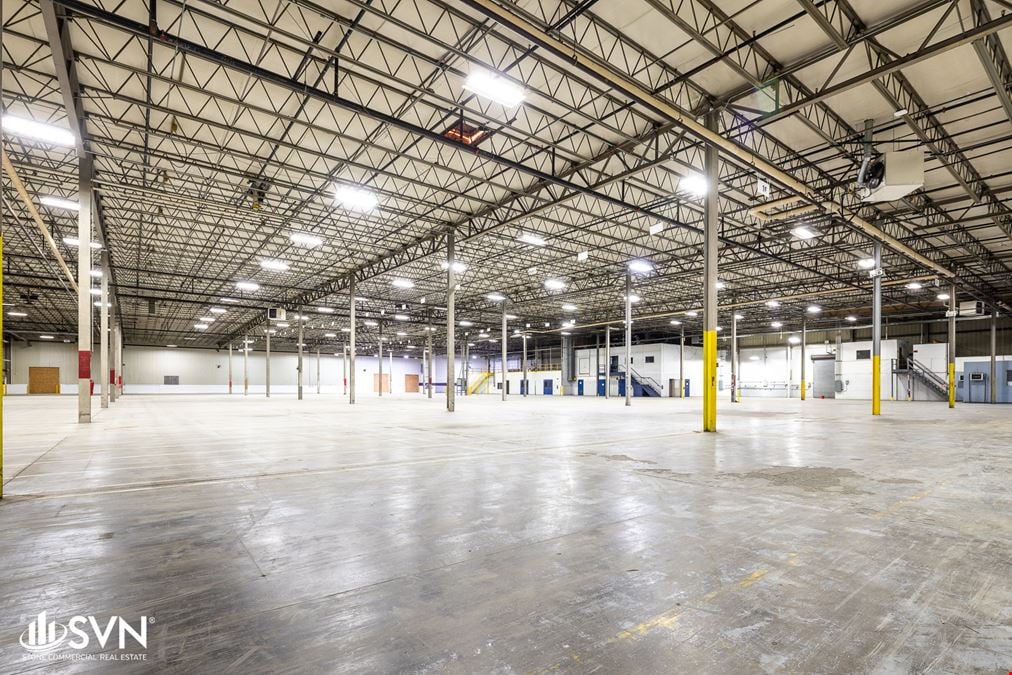 32,000- 108,320 SF Industrial Warehouse For Lease