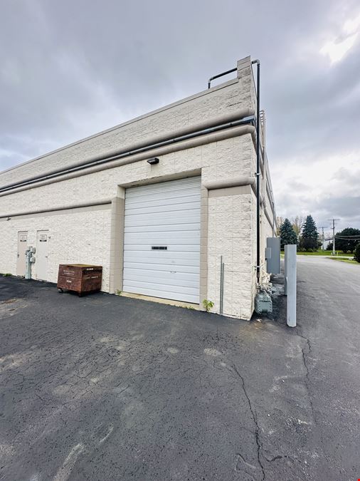 N8W22520 Johnson Dr, Unit F