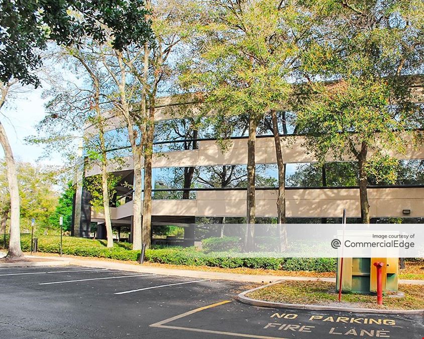 Interlachen Corporate Center