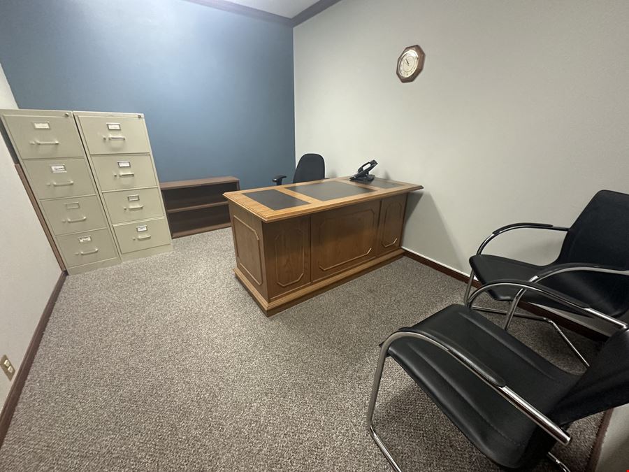 2833 Cleveland Ave NW, Canton, OH 44709