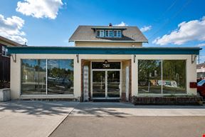 719 4th Ave SE