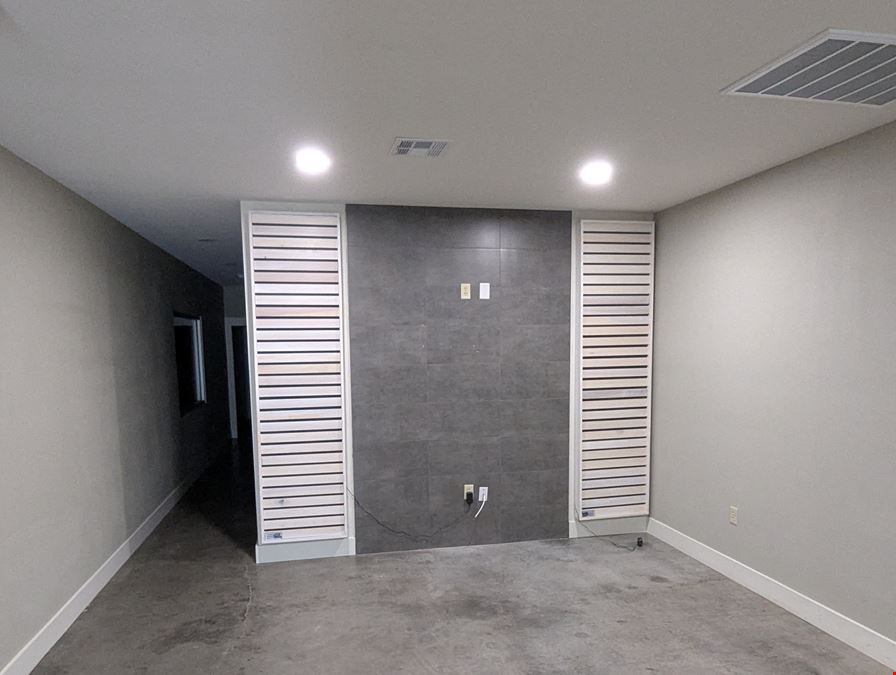 704 Frank St Suite A