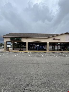 Cross Creek Shopping Center