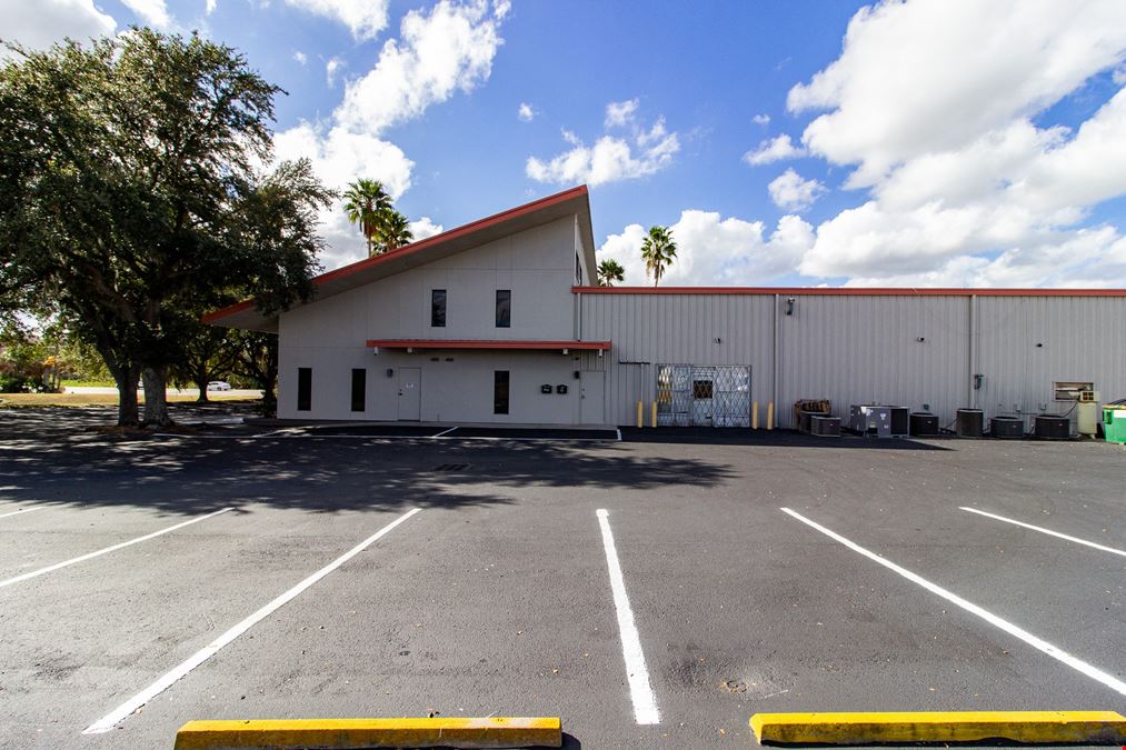 Air Conditioned Warehouse / Flex on Recker Hwy
