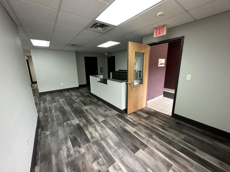 1,500 +/- Sq. Ft. Office/Retail Space | Cranberry Township, PA 16066
