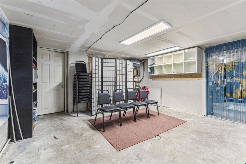 Premier Retail/Office Space in ARVADA
