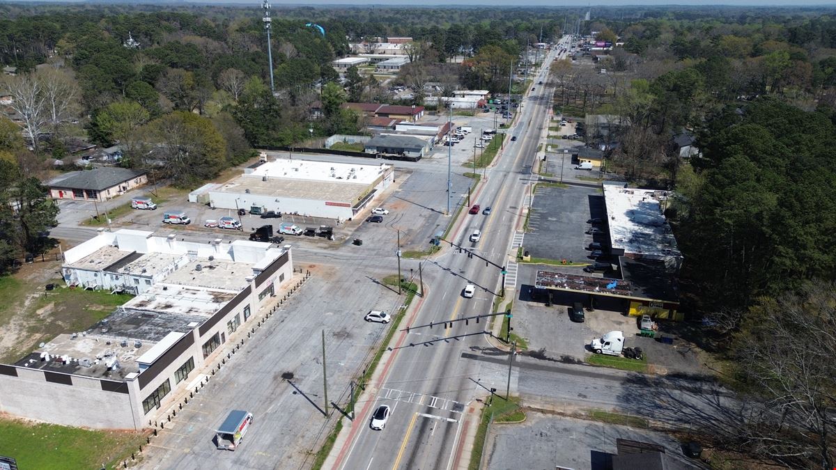 3850 Glenwood Rd | Multi-Tenant Retail Strip | Decatur, GA