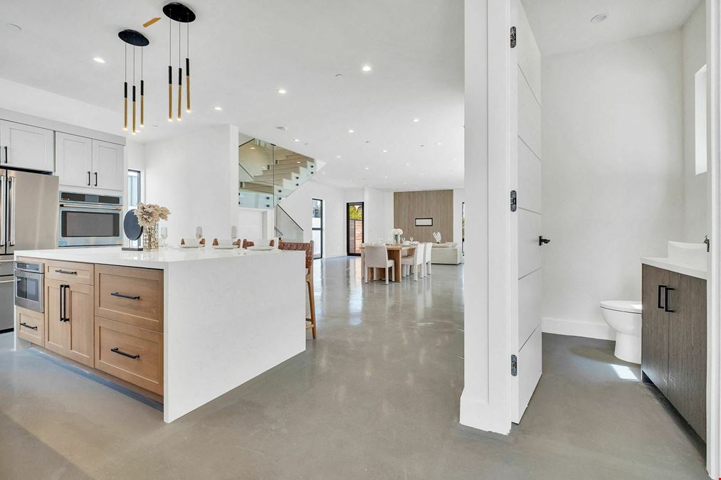 VACANT TWO-UNIT DUPLEX