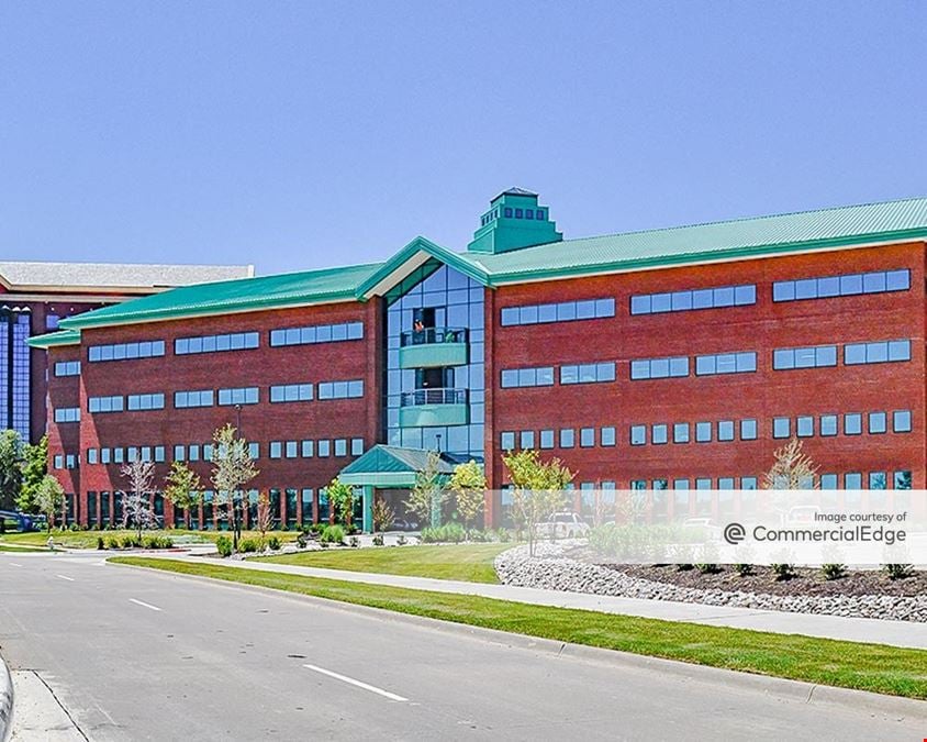 Three Hickory Centre