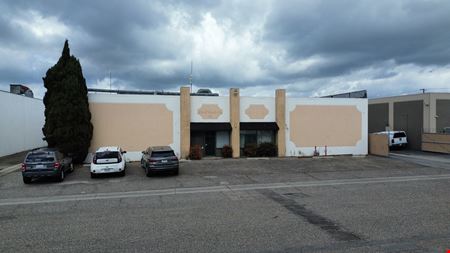 Preview of Industrial space for Sale at 1421 E Saint Andrew Place