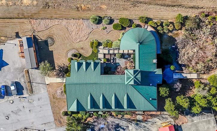 ±9,080-SF Southland Log Homes Building Available with Excellent I-26 Visibility | Irmo, SC