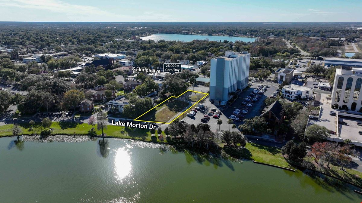 Stunning Downtown Lakefront Commercial Lot