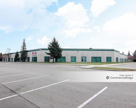 Preview of commercial space at 990 Lone Oak Road
