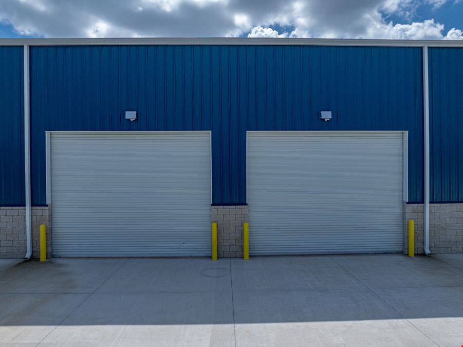 17.8k SF Warehouse & Outdoor Storage