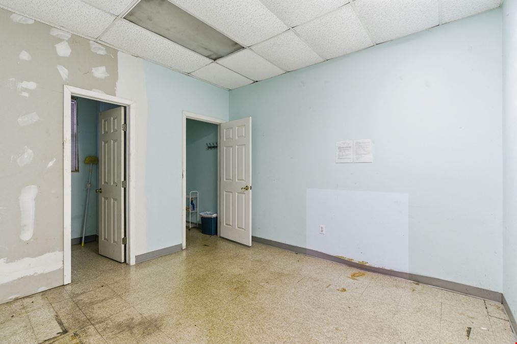 12112 Almeda Rd