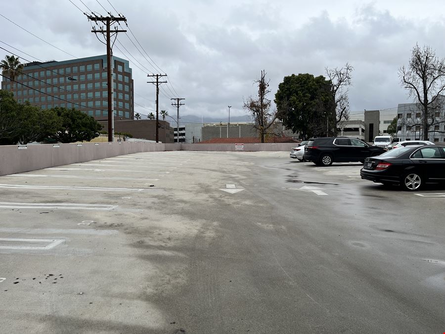 2727 West Alameda Avenue