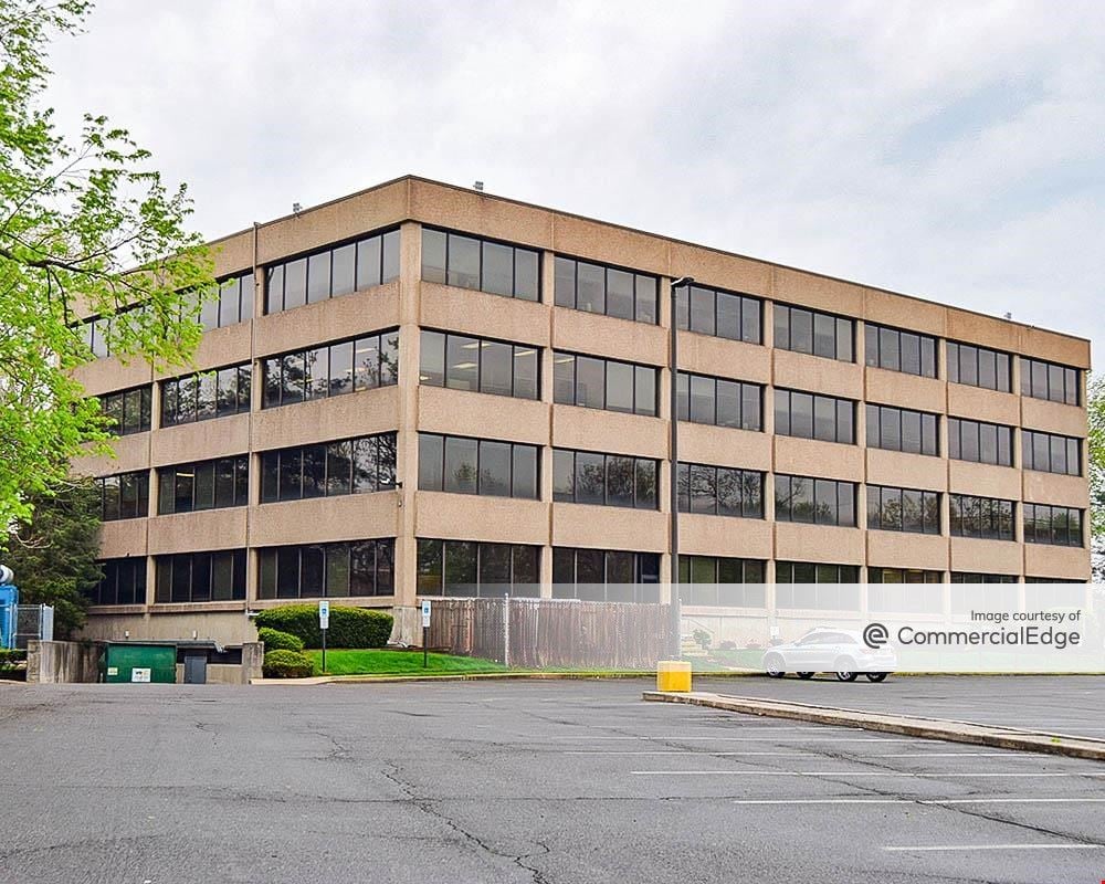 Kevon Office Center