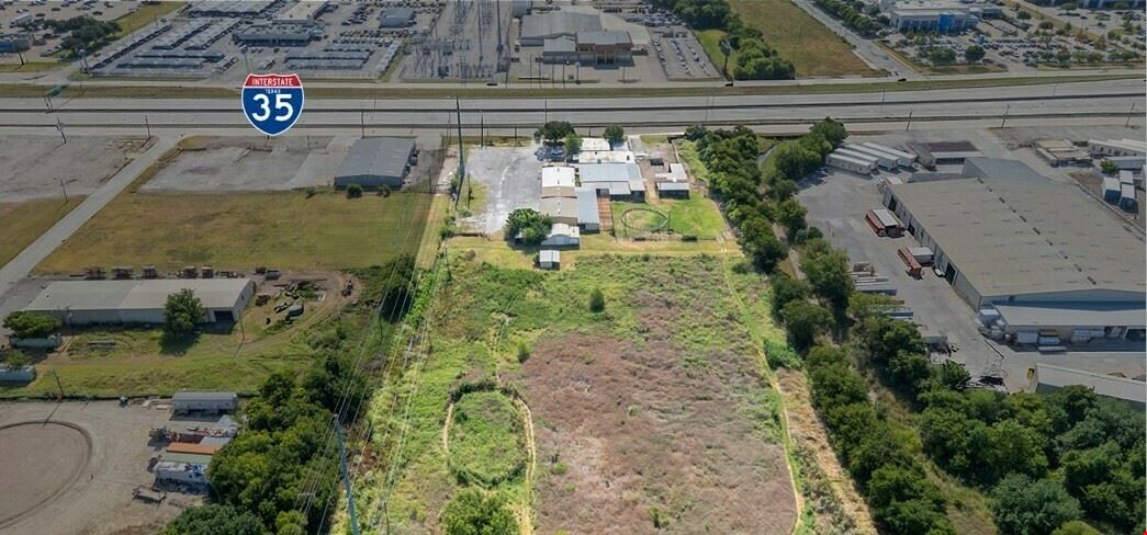 MIXED-USE INVESTMENT ON 1-35