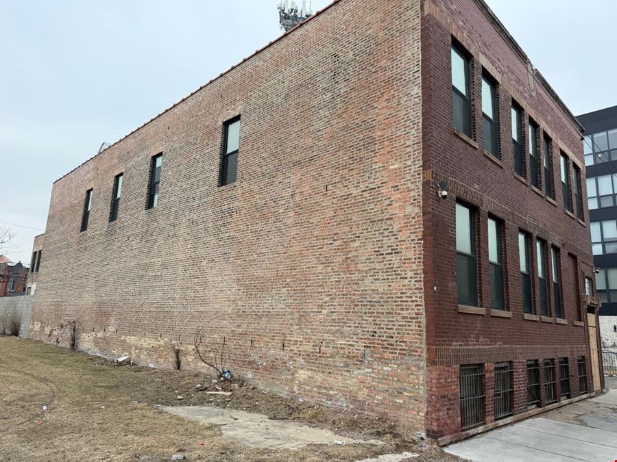 507 Pershing