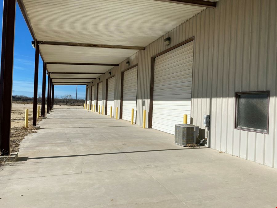 34,800 SF on 60 Acres w/ Crane and Rail Spur