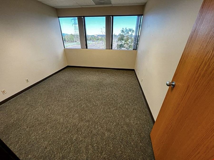 5309 SF Suite 335 Professional Office Spaces in Colorado