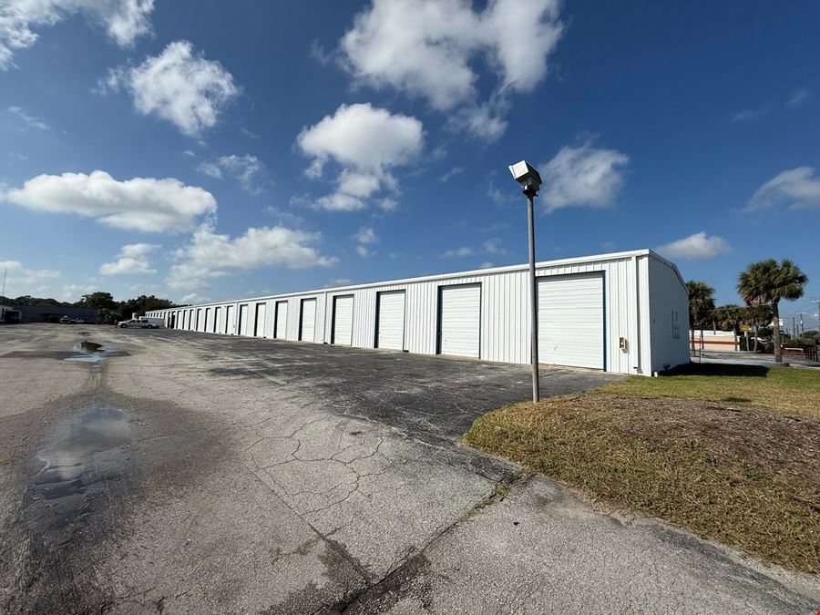 Small Bay Warehouse in Heart of Melbourne