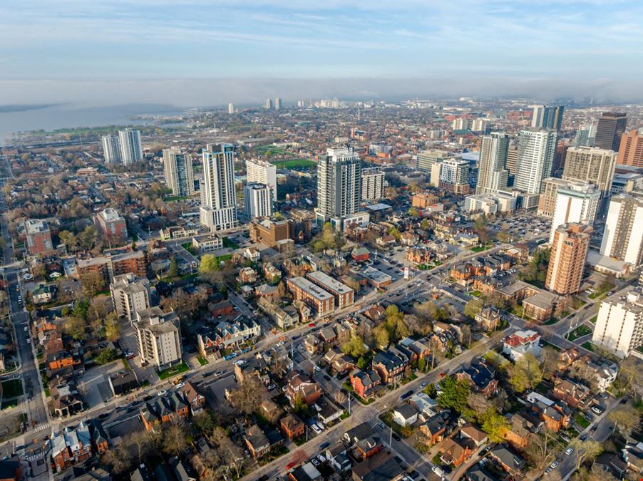 260 & 264 Main St W