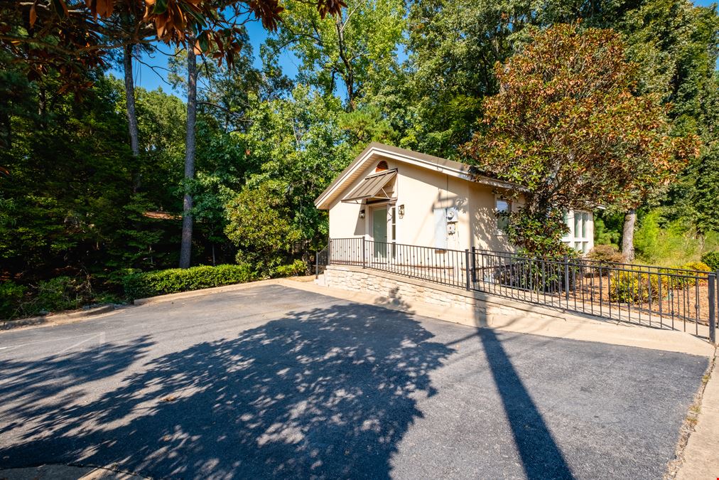15800 Cantrell Road, Little Rock, AR 72223