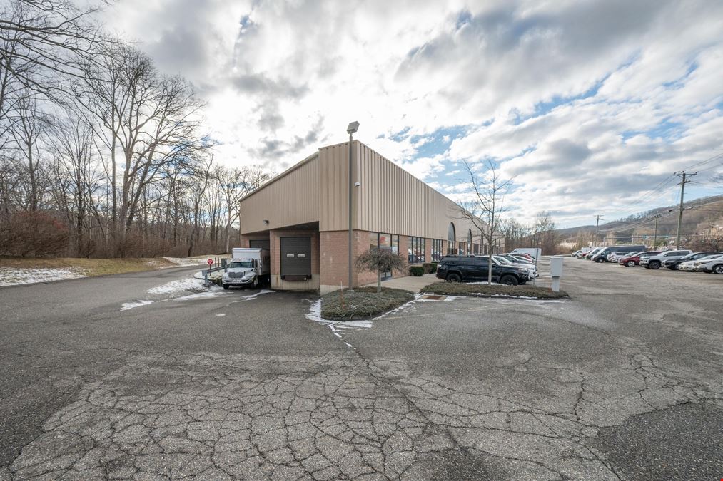 1087 Federal Rd Ste 5