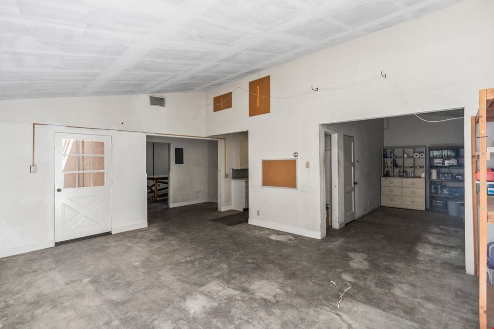 42462 Rancho Mirage Ln.