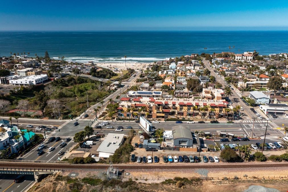 Lofts at Moonlight Beach - #214
