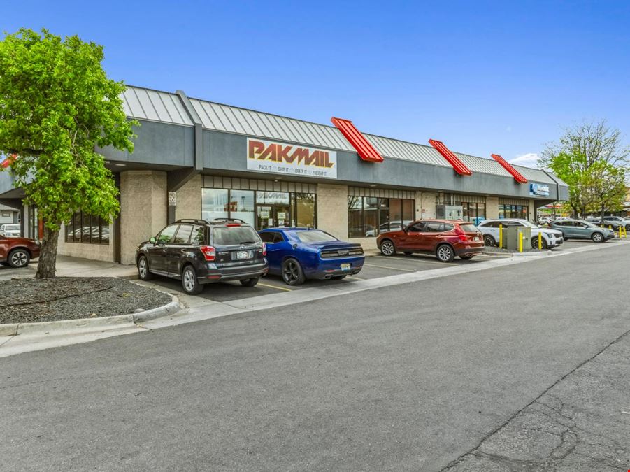 Cottonwood Plaza