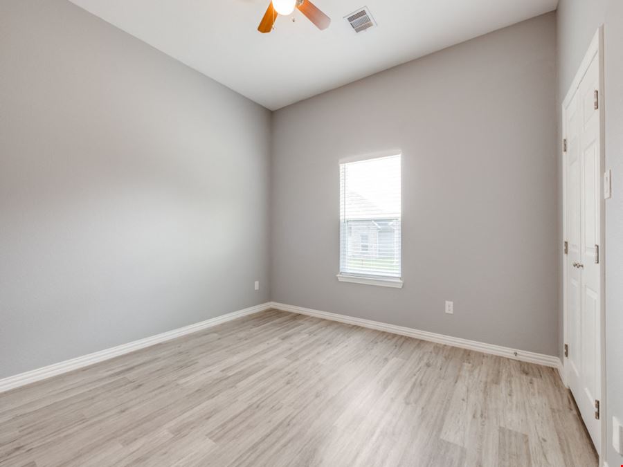 Hampton Duplexes