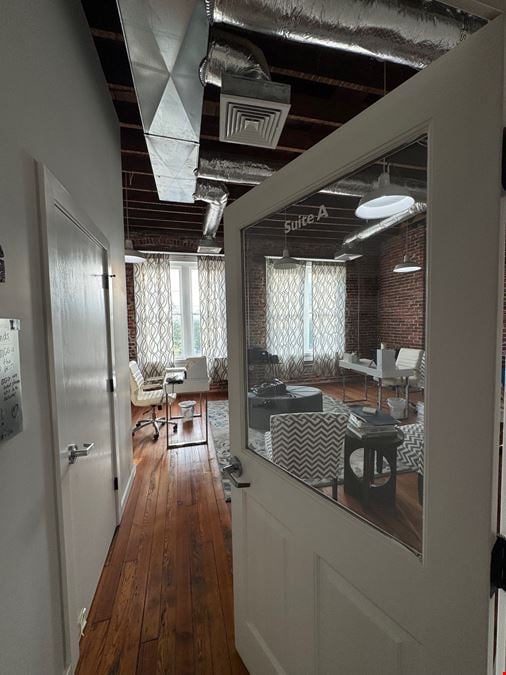 109 N State St # 11