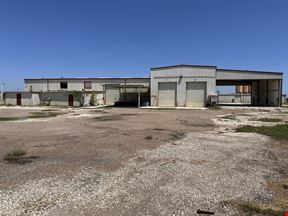 Multiple Crane Served Shops & Wash-Bays Near Hwy 281