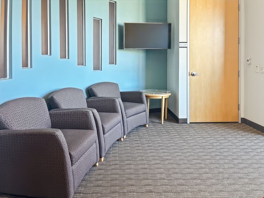 Regus - St Charles - The Plaza
