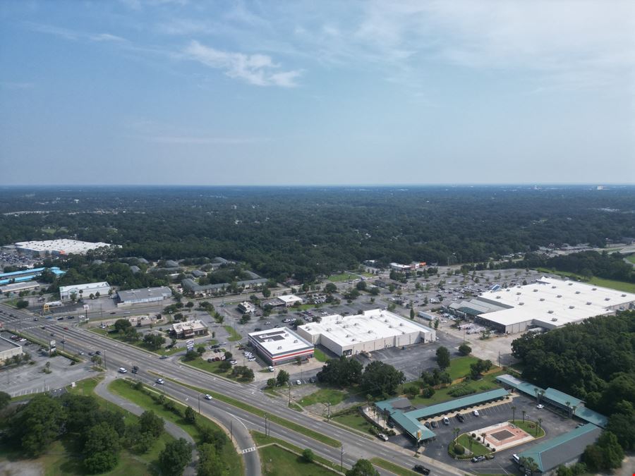 4450 Mobile Hwy
