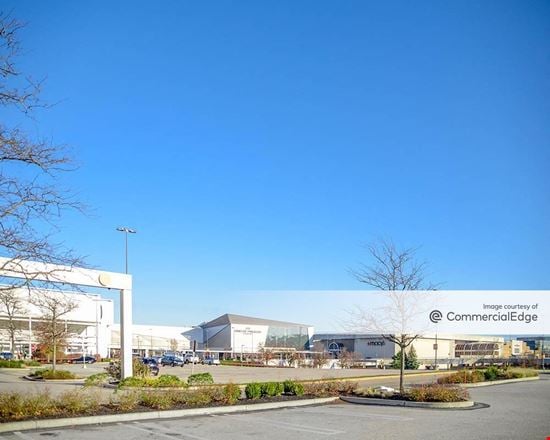 Preview of Retail space for Rent at 680 West Dekalb Pike