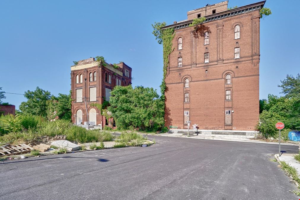 1 Willard St 21223