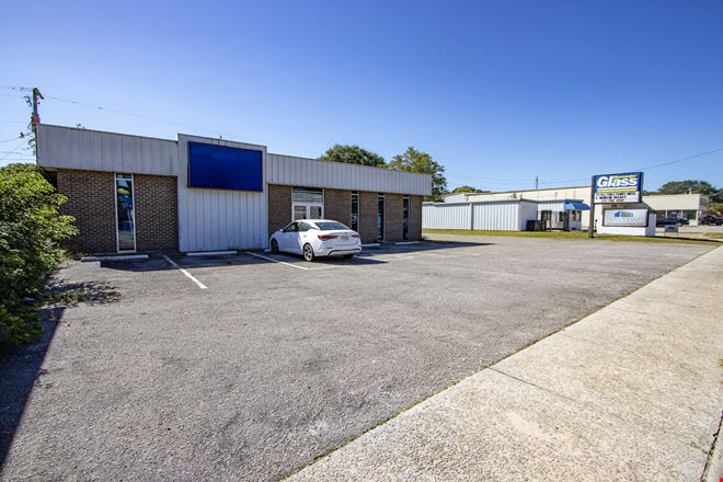 Preview of Industrial space for Rent at 747 Meeting St