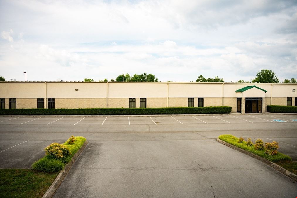 56,604 SF Office or Flex Redevelopment | Knoxville, TN MSA