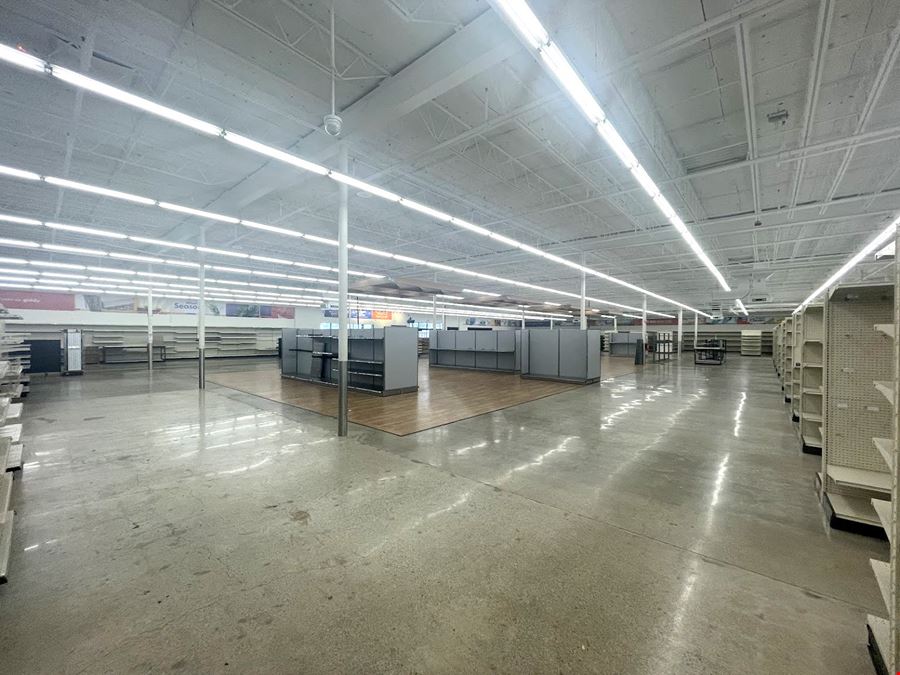 Former Big Lots