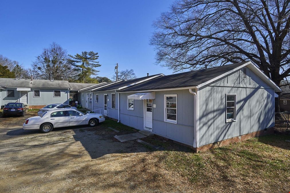 Apartments in Greenwood