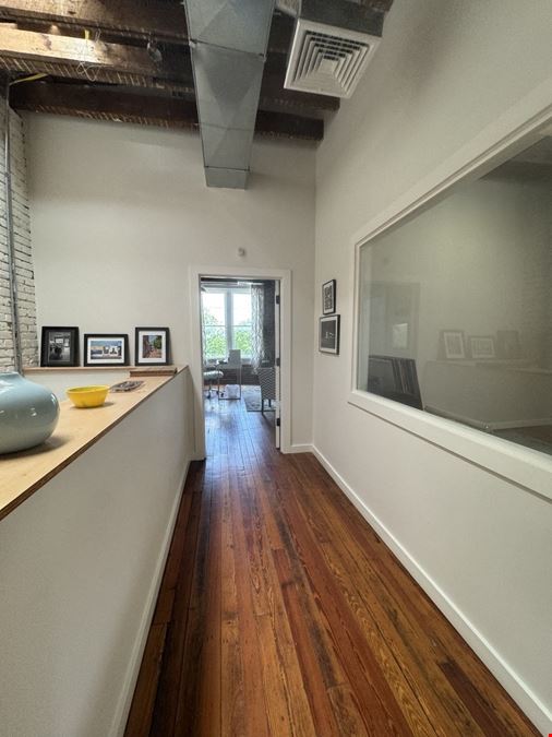 109 N State St # 11