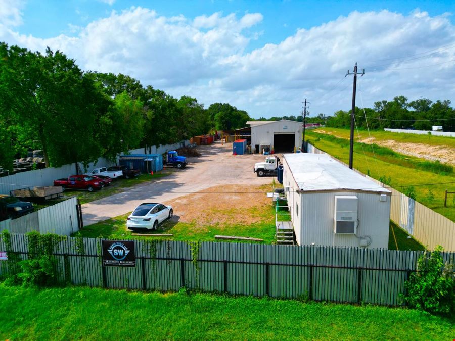 For Lease, 1617 Isom St Harris County, Tx. 77039