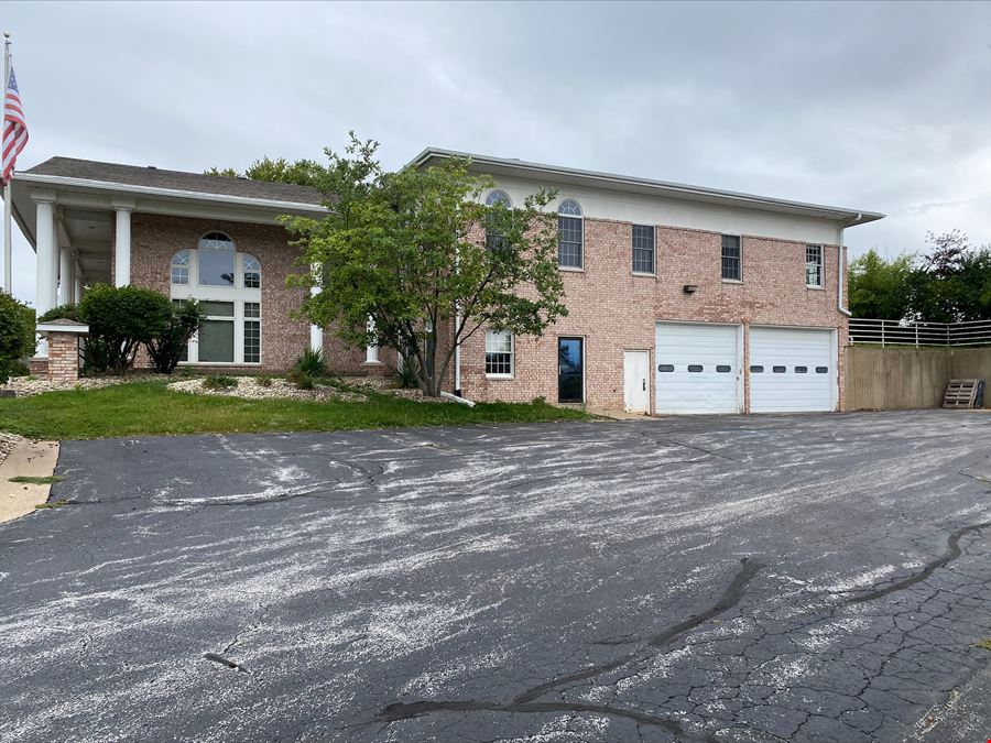 2705 Happy Joe Dr, Bettendorf, IA
