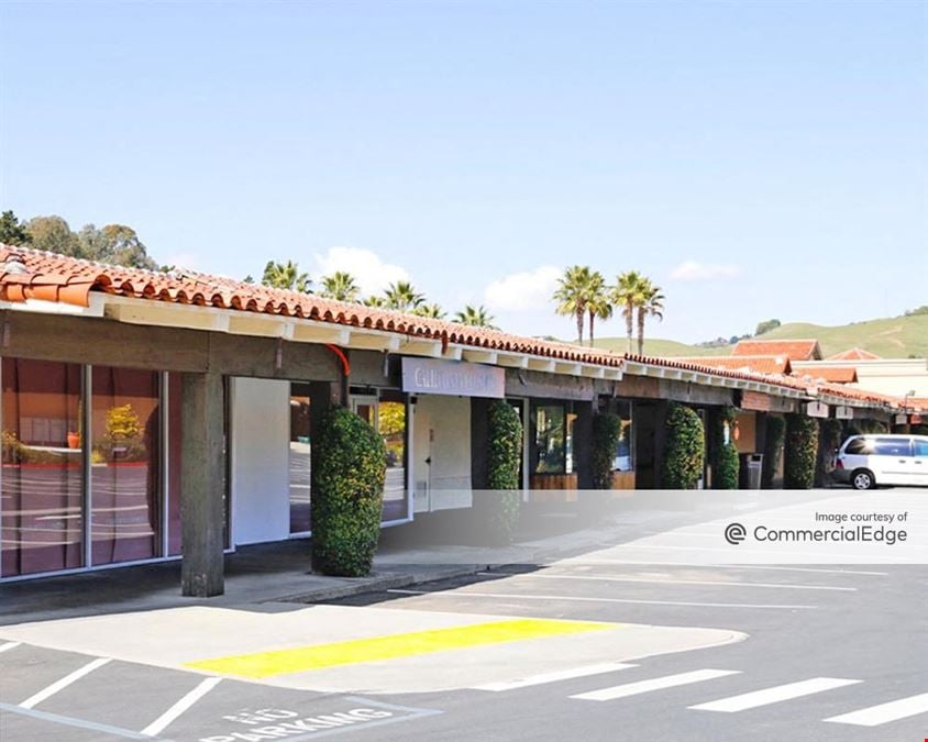 Strawberry Village Shopping Center