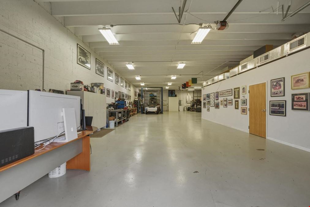 Freestanding fully renovated Flex Space