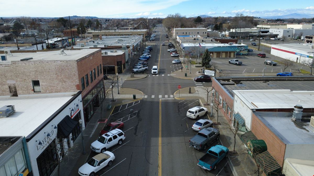 322 W Kennewick Ave