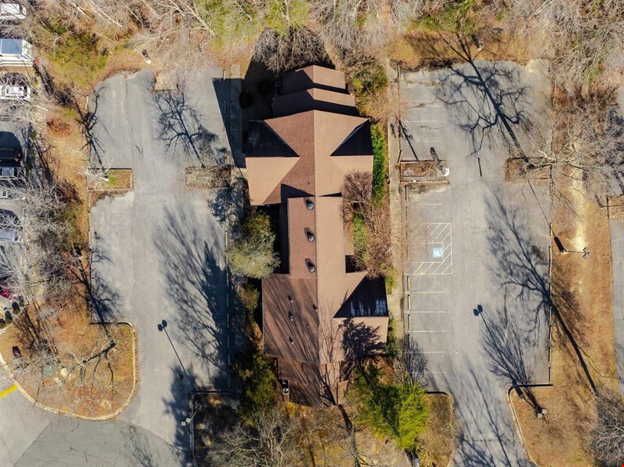 Well-Maintained Office Building in St. Charles Business Corridor